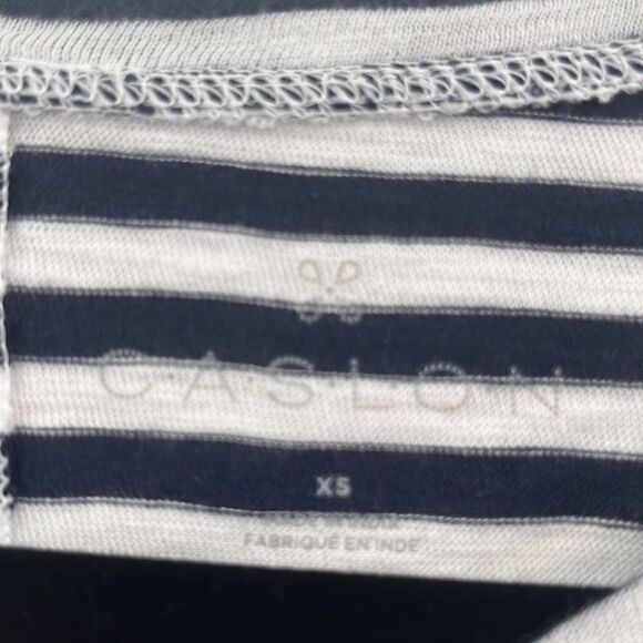 NWOT - white and navy striped long sleeve scoop neck shirt - Picture 5 of 5